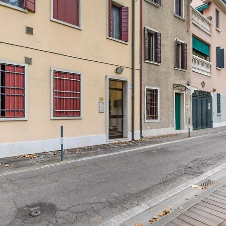 Essential Apartment A 5 Min Da Piazza Dei Signori Padua Exterior foto
